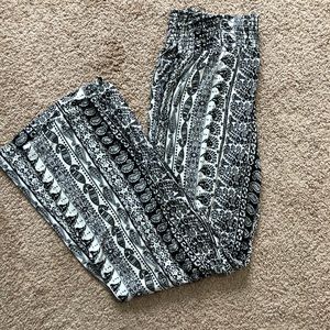 XL Mossimo gaucho pants
